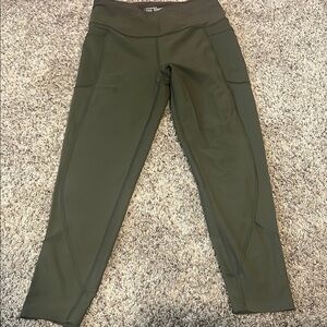 Victoria's Secret Green Leggings with Slim Fit and Wide Waistband